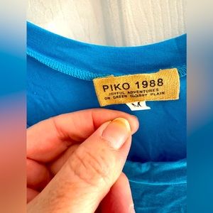 Piko medium ocean blue tank